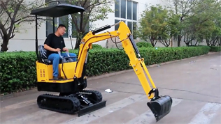 小型挖掘機加長臂操作視頻