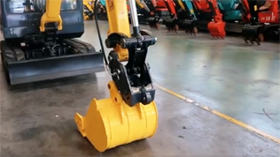 小型挖掘機用液壓快換