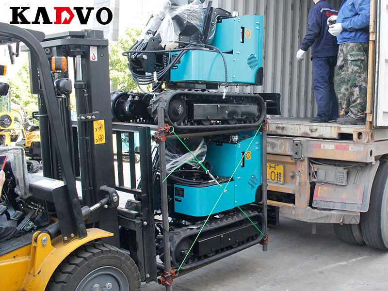 小型挖掘機(jī)出口智利